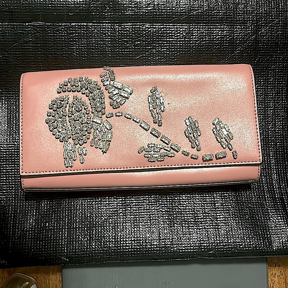 Michael Kors Bellamie Clutch Bag…NWOT…Rose in color with flower made w stones